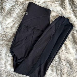 Size 4 Black Lululemon Align leggings with cropped length, 26 inches